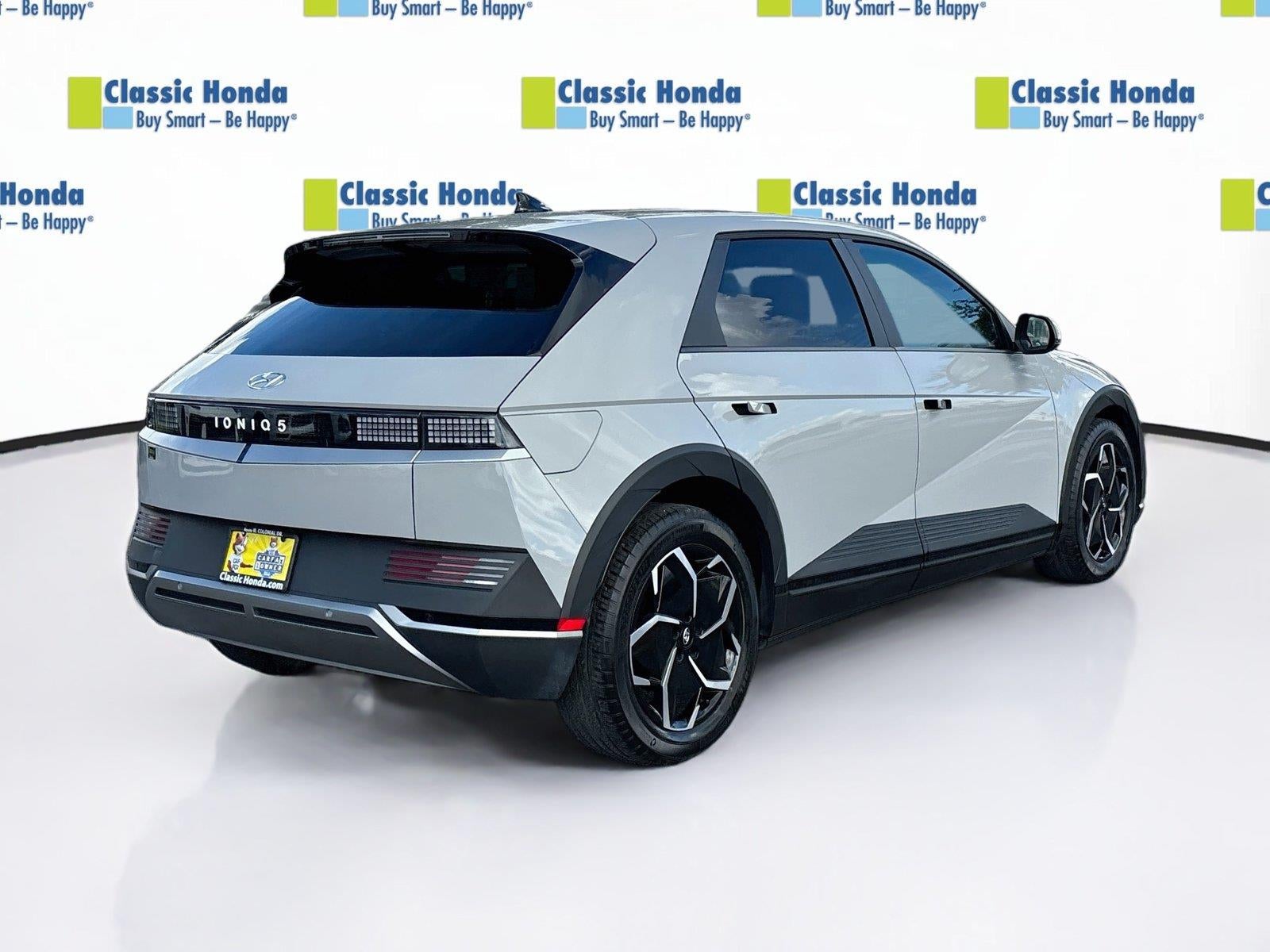 2024 Hyundai IONIQ 5 SE