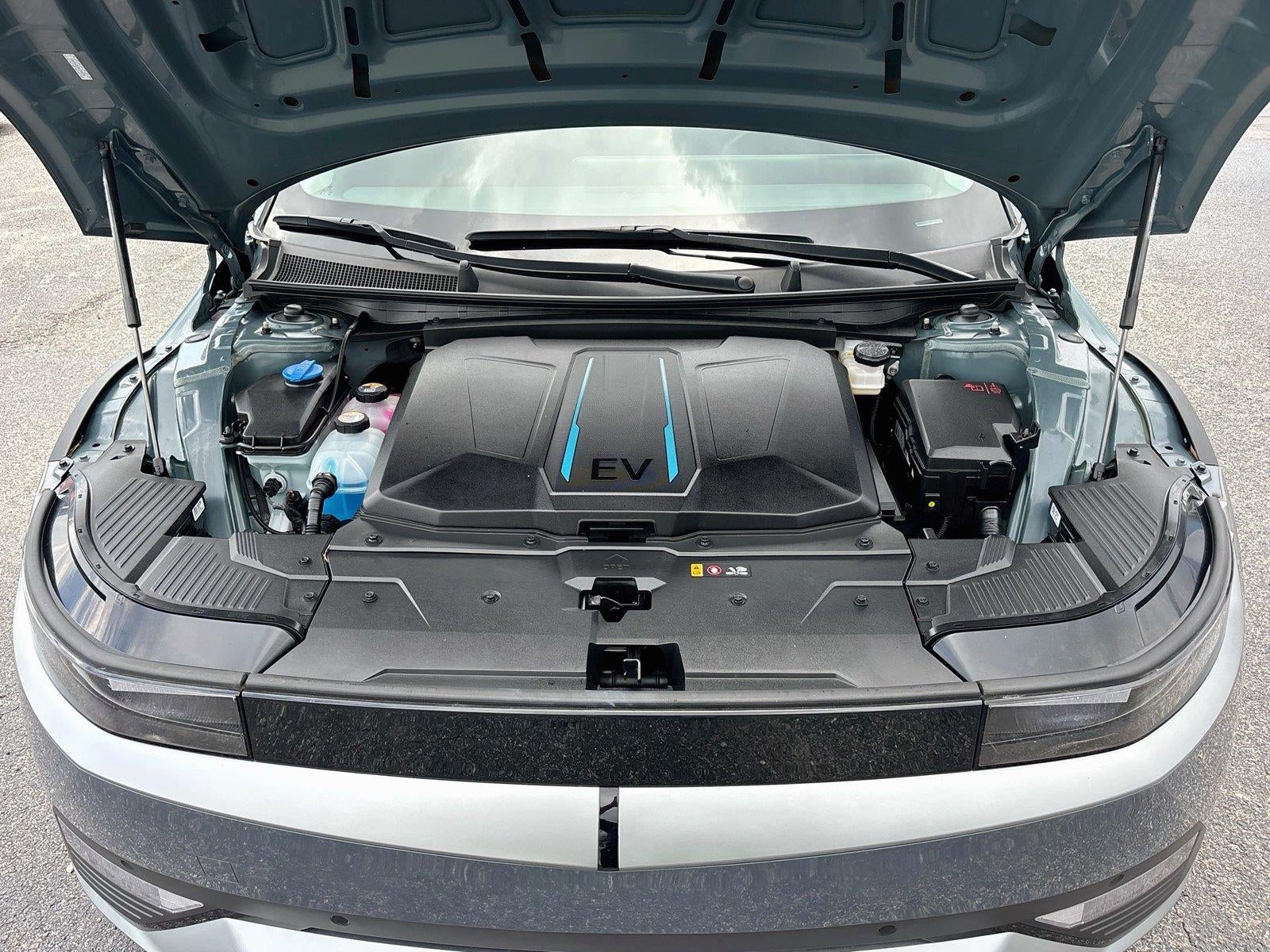 2024 Hyundai IONIQ 5 SEL