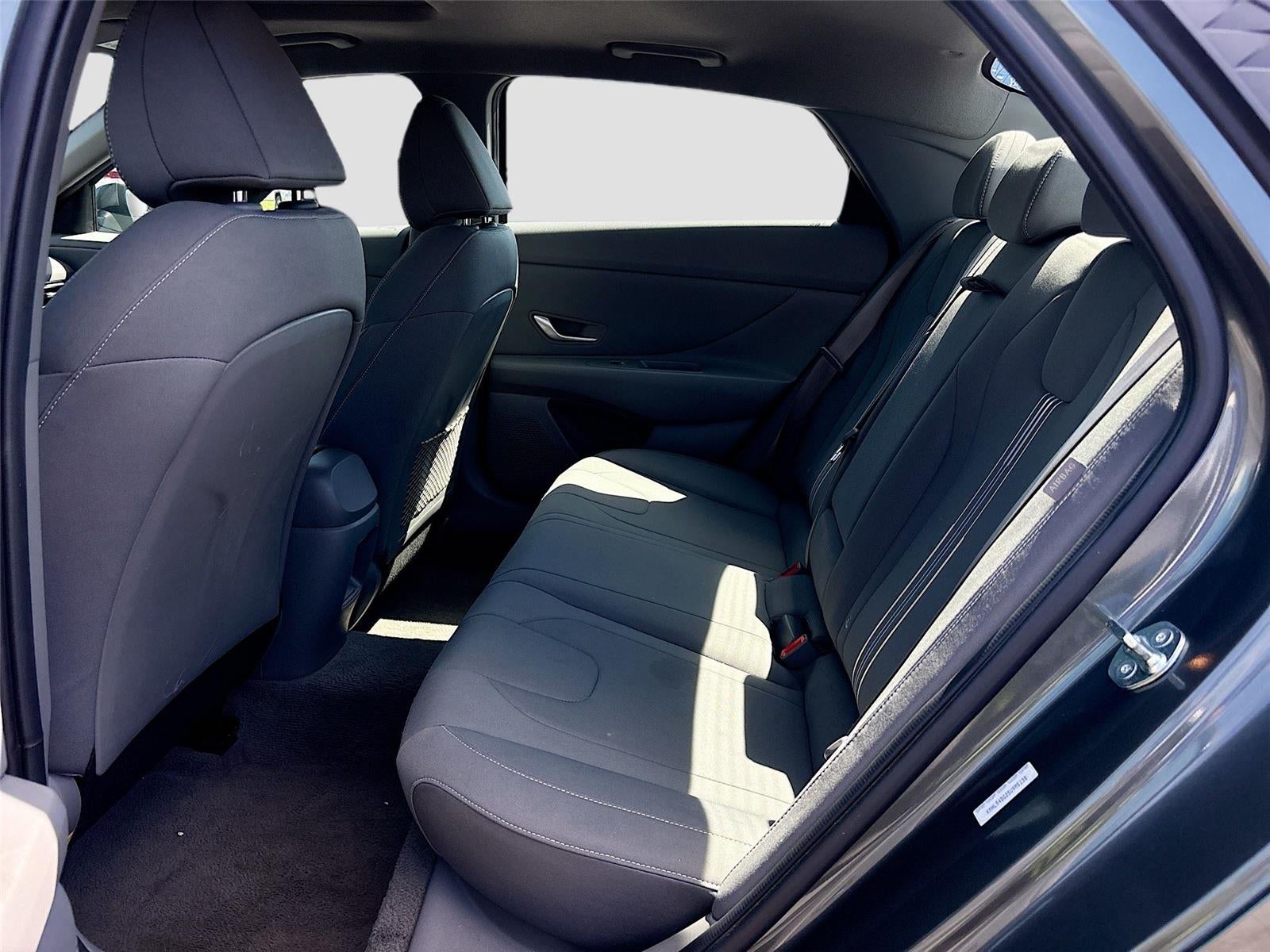 2025 Hyundai ELANTRA SEL Convenience