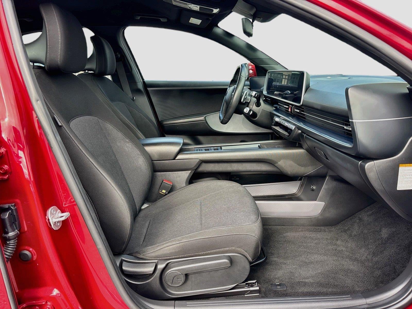 2024 Hyundai IONIQ 6 SE