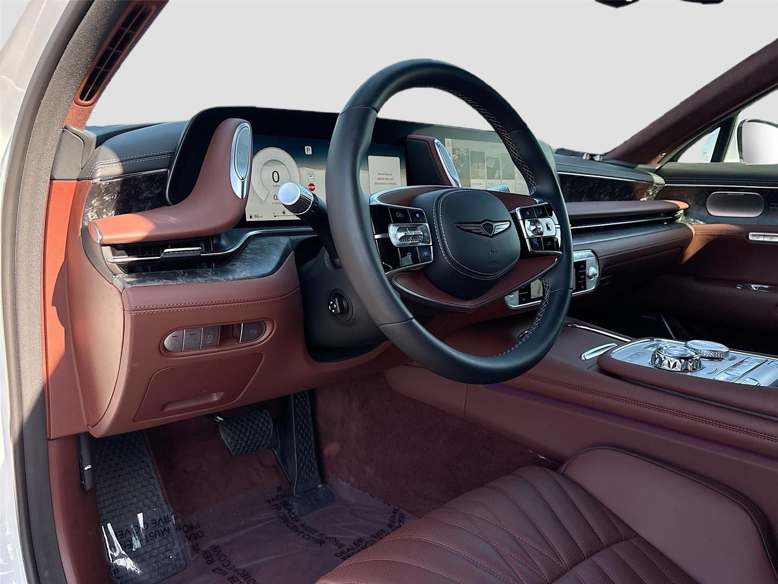 2025 Genesis G90 e-SC