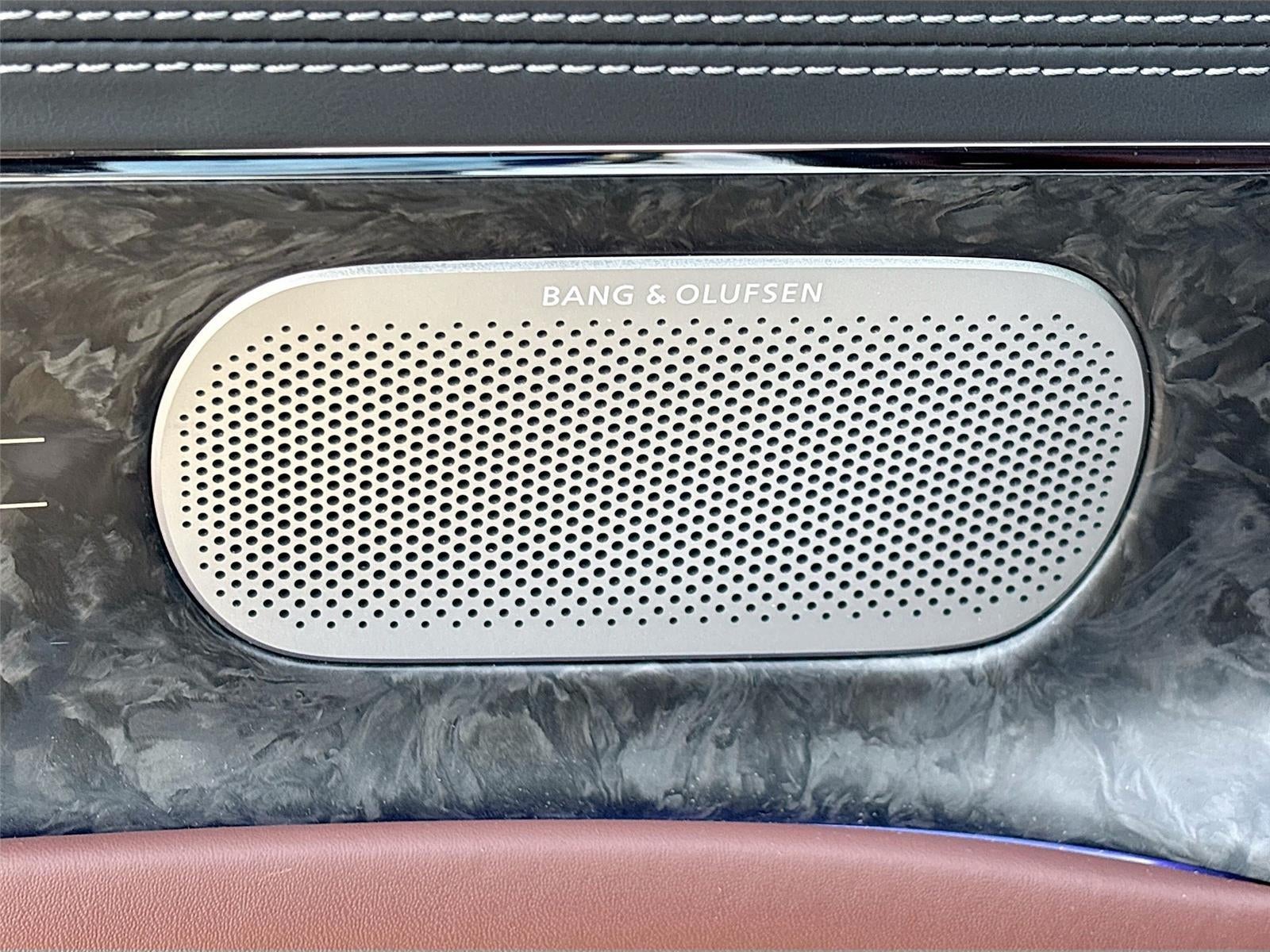 2025 Genesis G90 e-SC