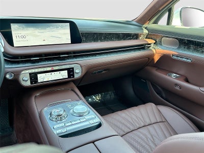 2025 Genesis G90 e-SC