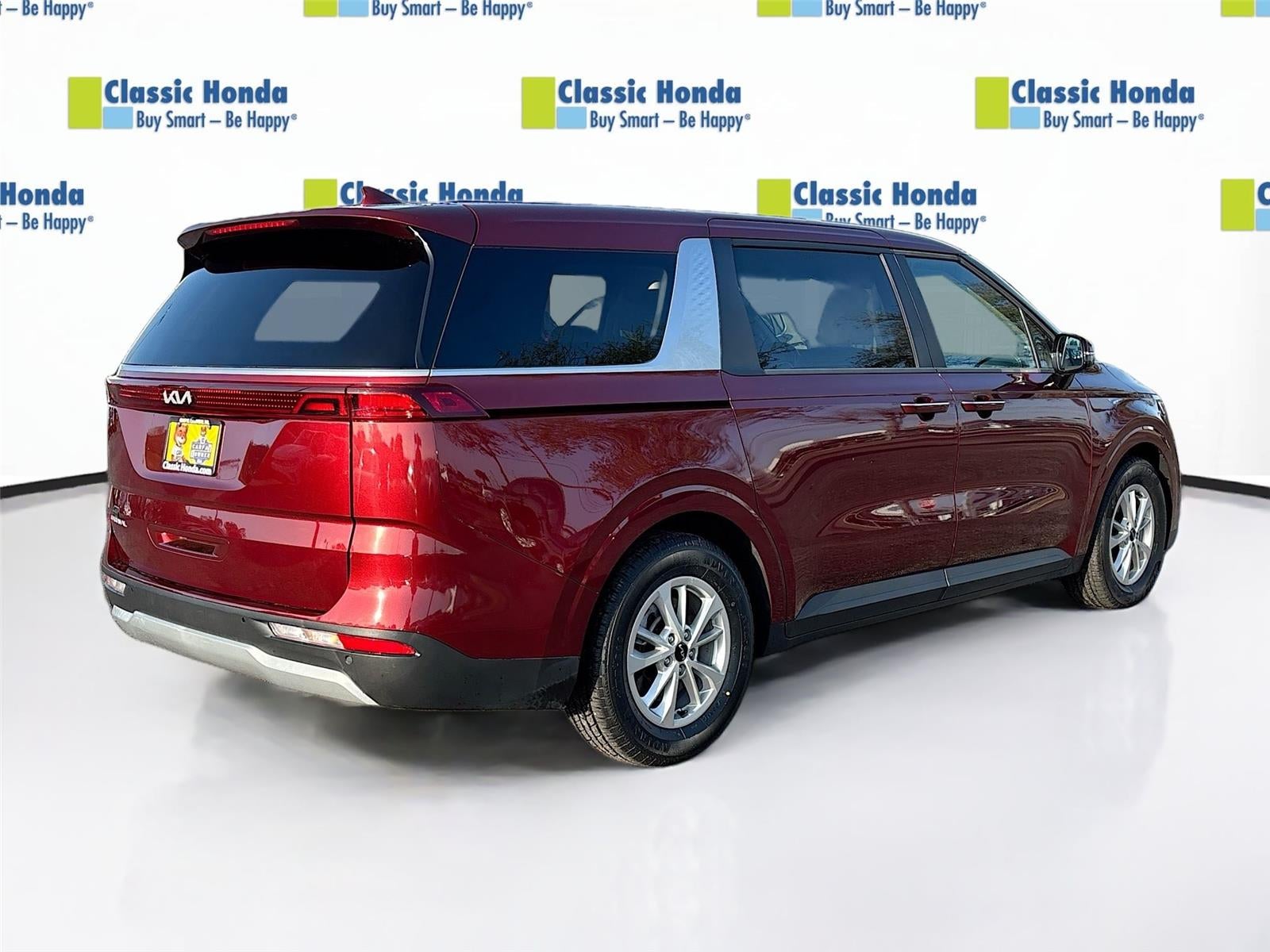 2024 Kia Carnival LX