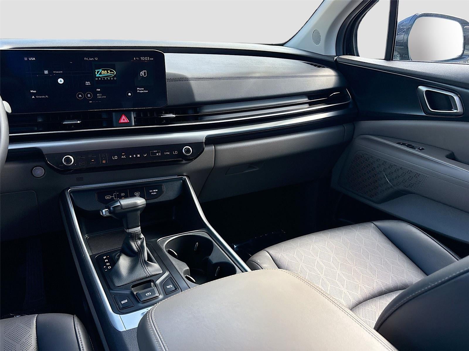 2025 Kia Carnival LXS