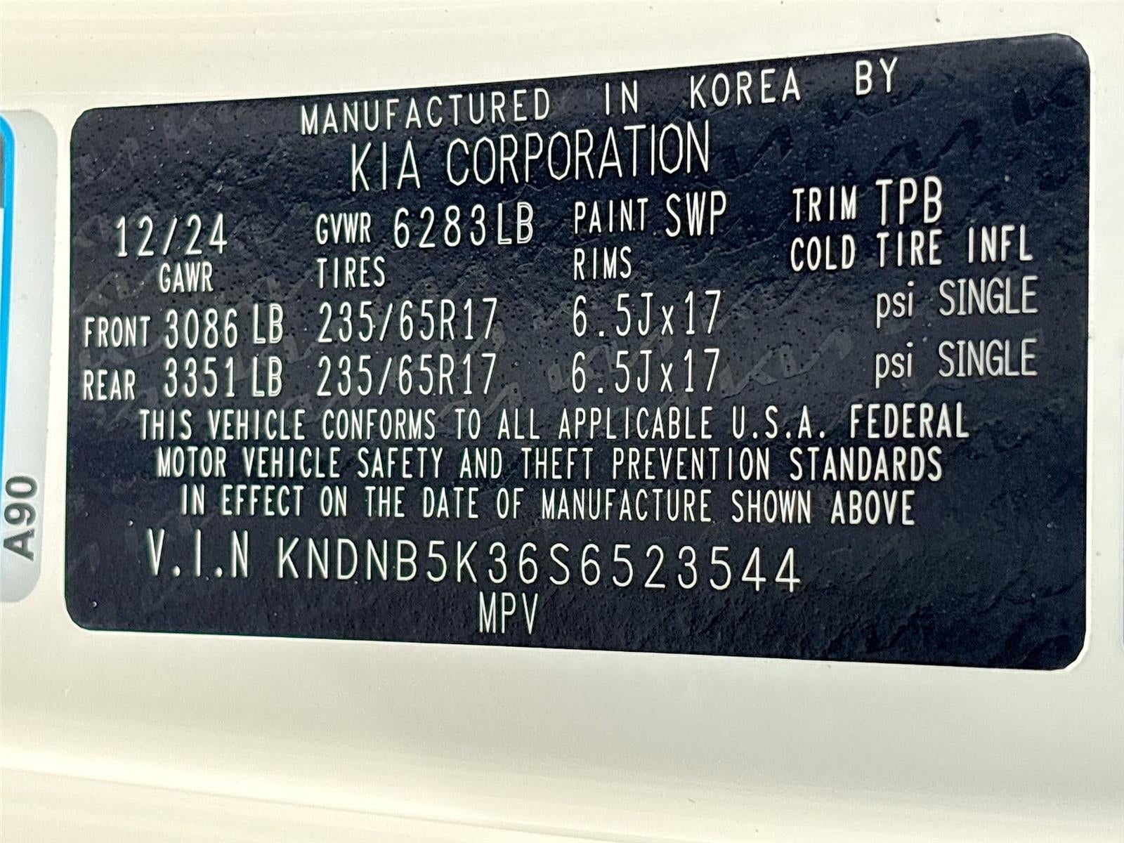 2025 Kia Carnival LXS
