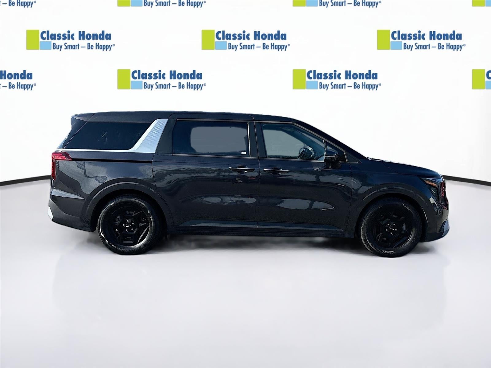 2025 Kia Carnival LXS