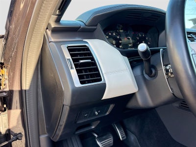 2024 Land Rover Discovery Metropolitan Edition