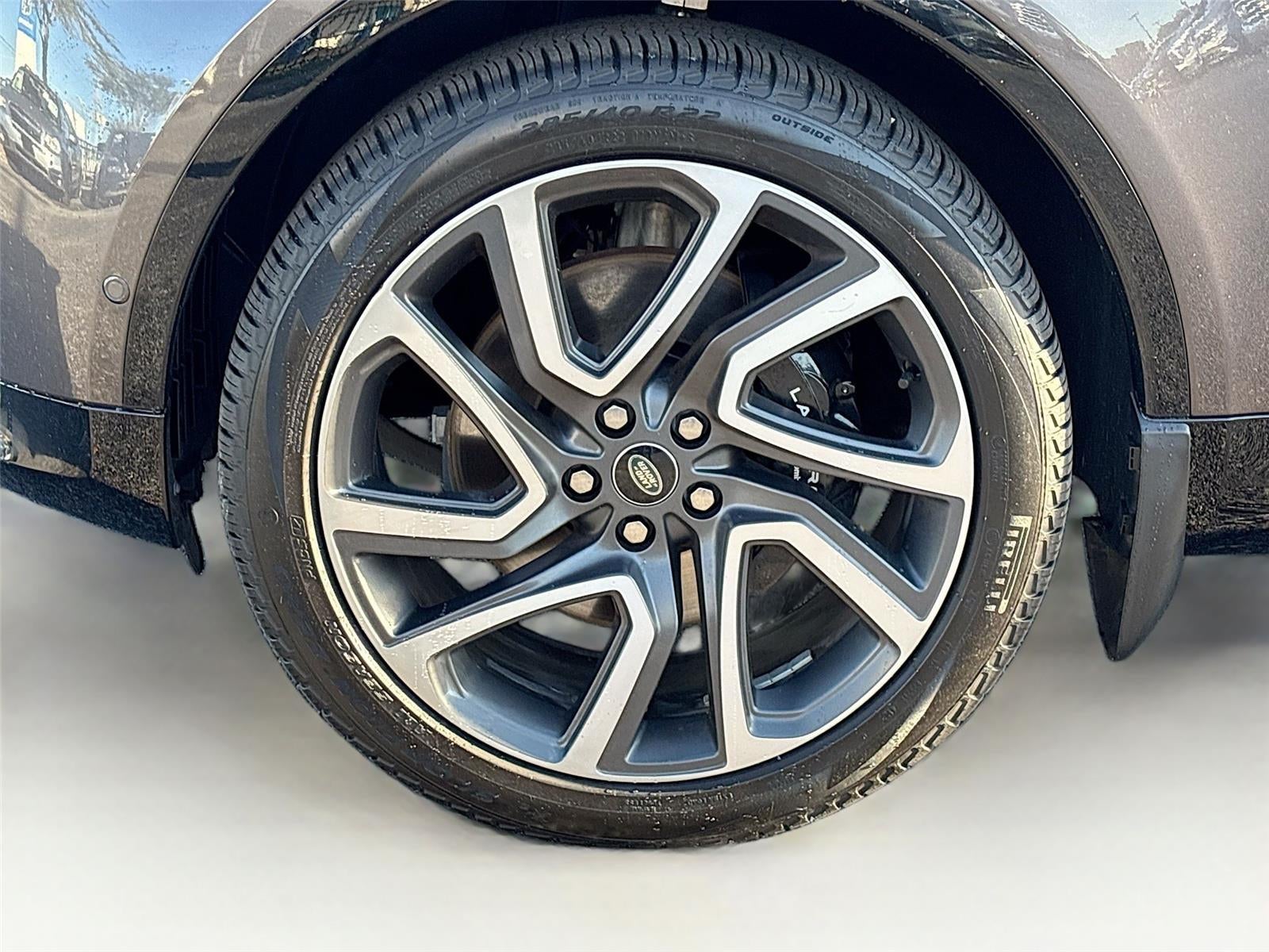 2024 Land Rover Discovery Metropolitan Edition