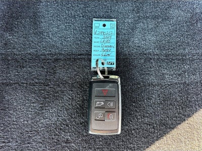 2024 Land Rover Discovery Metropolitan Edition