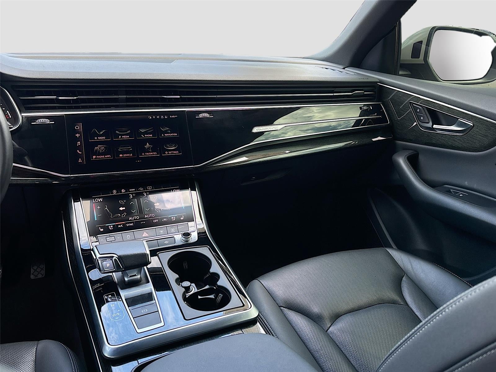 2021 Audi Q8 Premium Plus