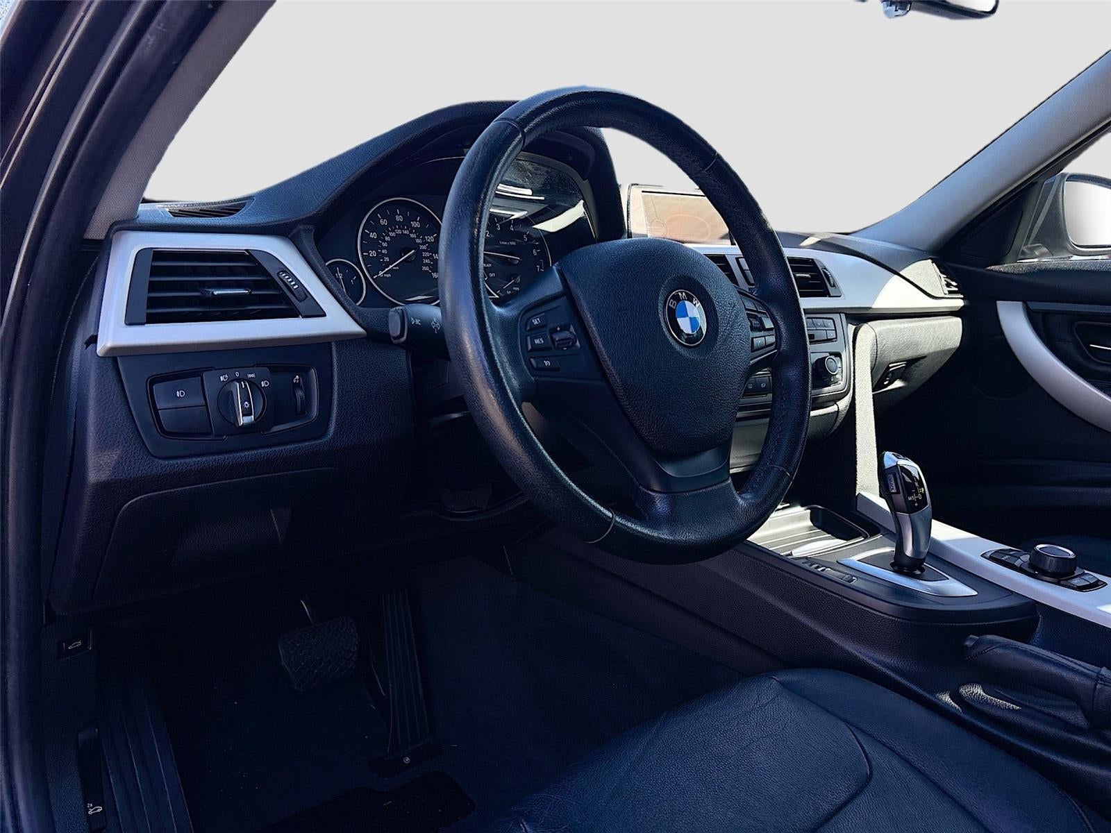 2013 BMW 3 Series 328i