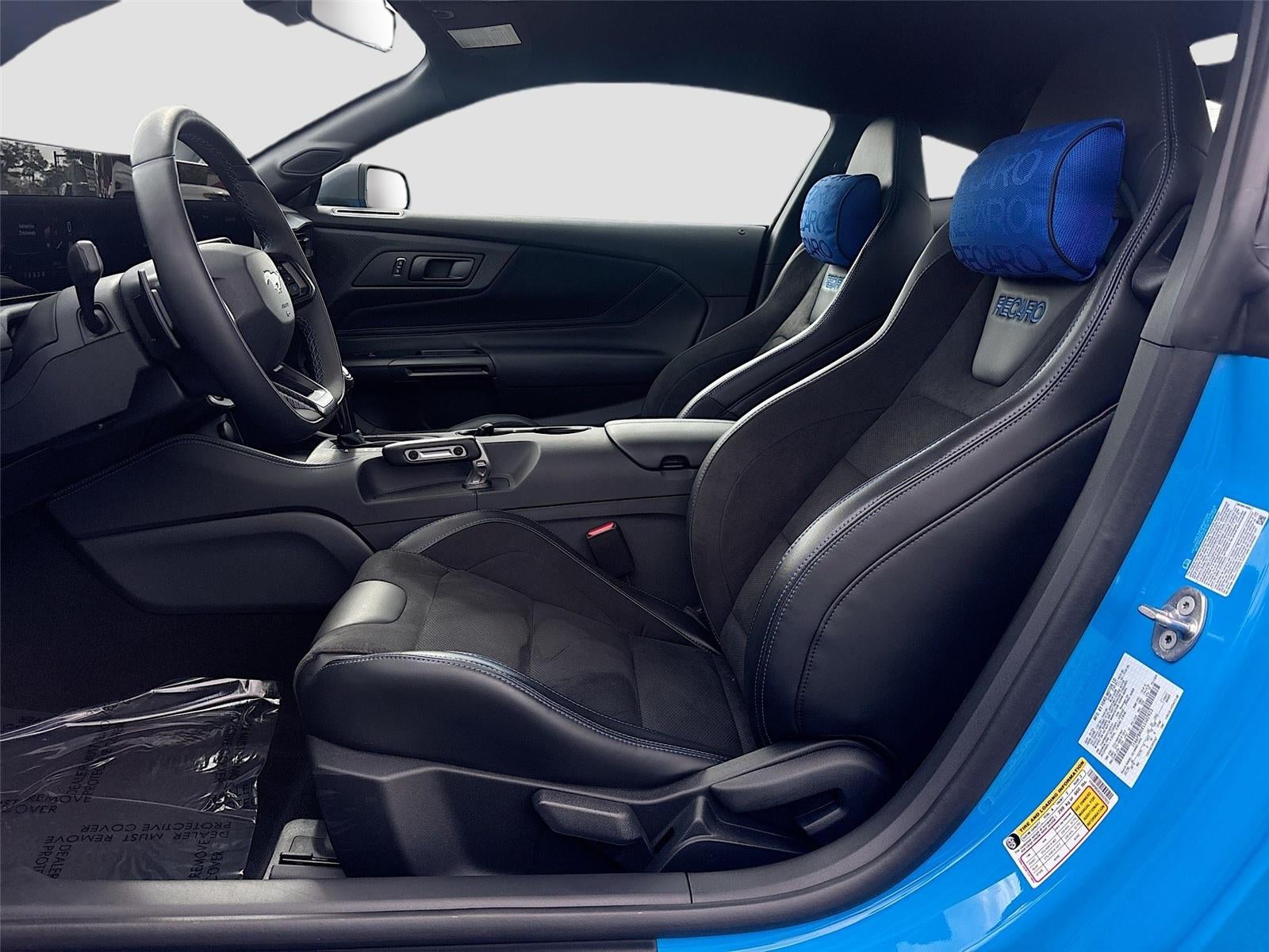 2025 Ford Mustang Dark Horse