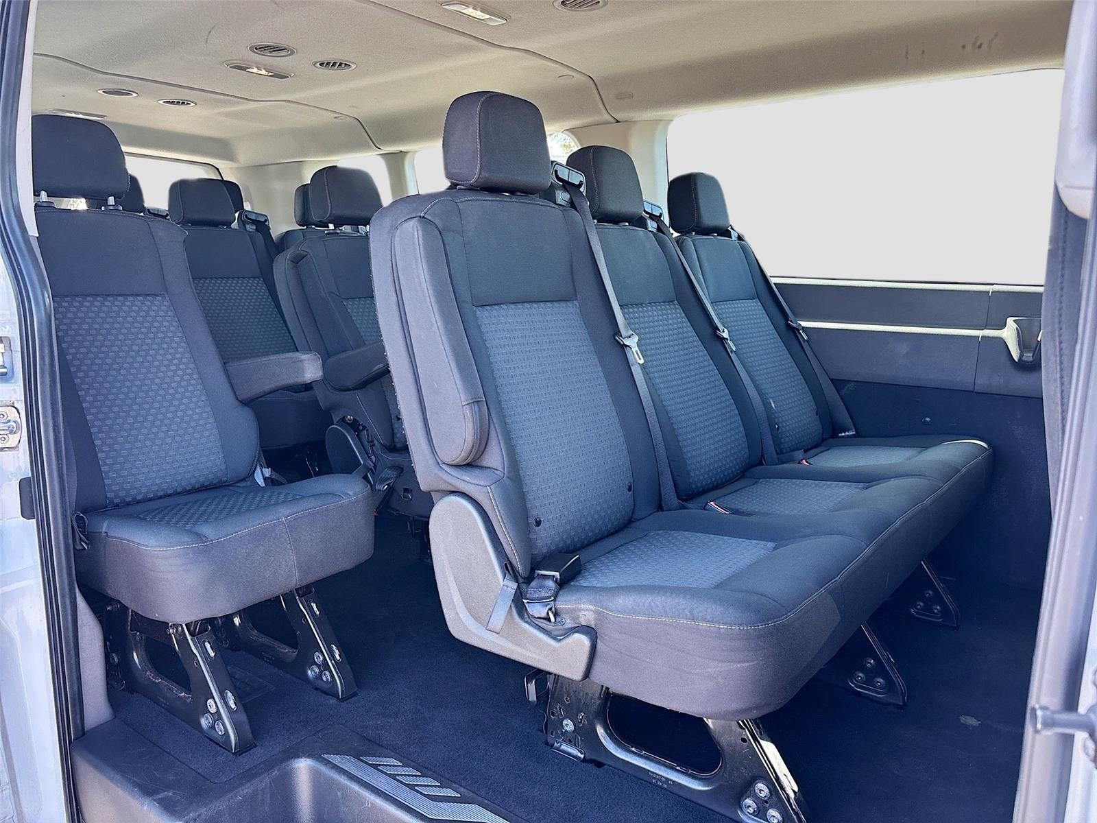 2022 Ford Transit Passenger Wagon XLT