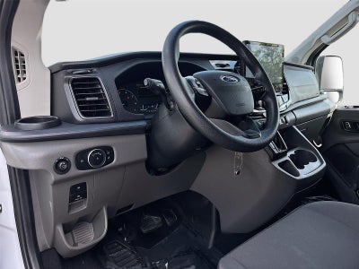 2023 Ford Transit Passenger Wagon XLT