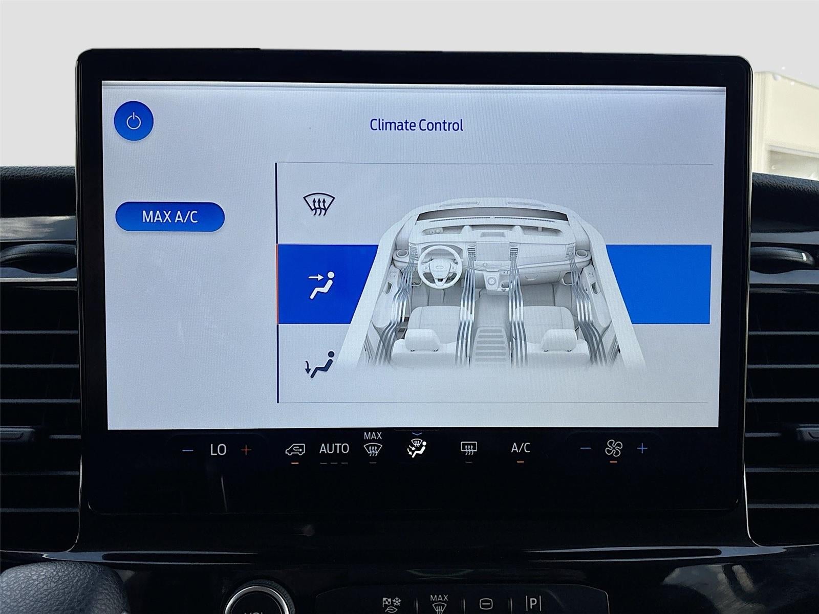 2023 Ford Transit Passenger Wagon XLT