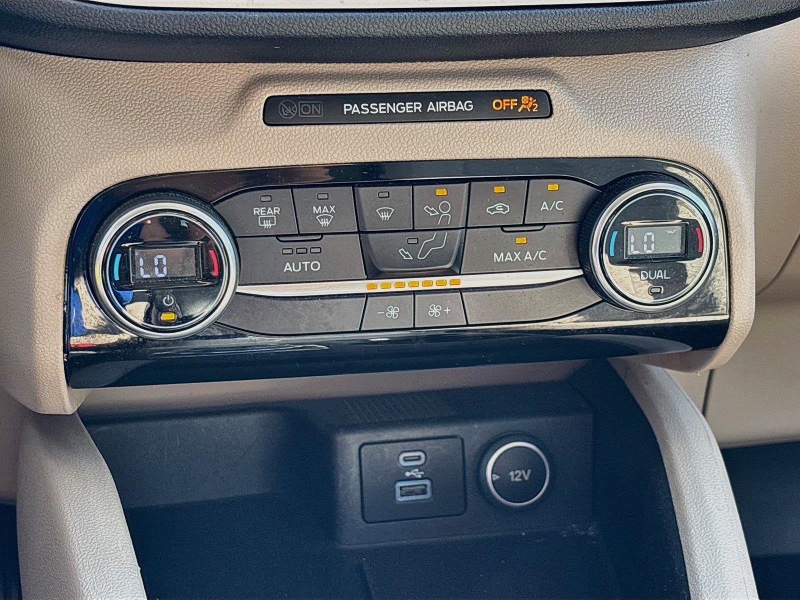 2021 Ford Escape SE