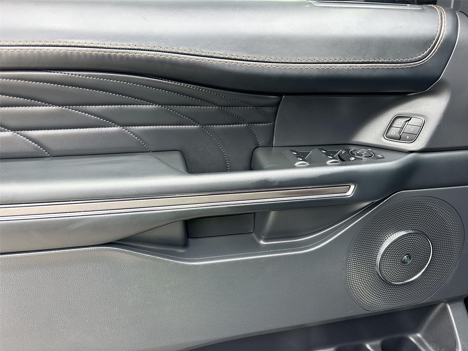 2023 Ford Expedition Max Platinum
