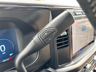 2024 Ford Super Duty F-450 DRW LARIAT