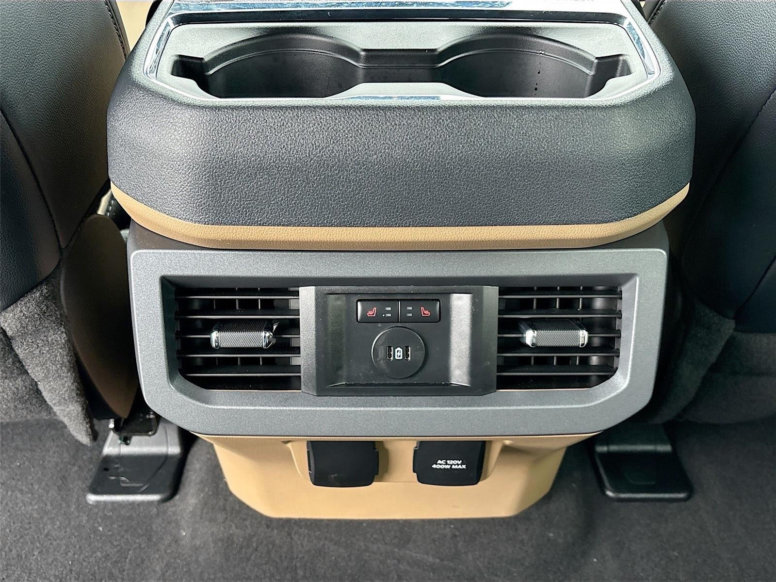 2024 Ford Super Duty F-450 DRW LARIAT