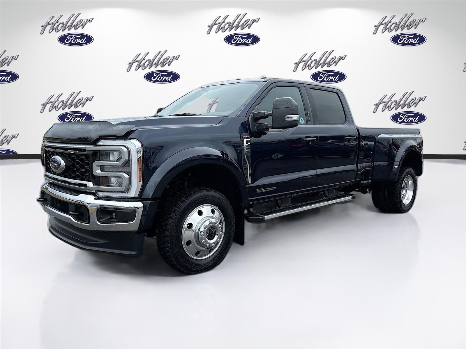2024 Ford Super Duty F-450 DRW LARIAT