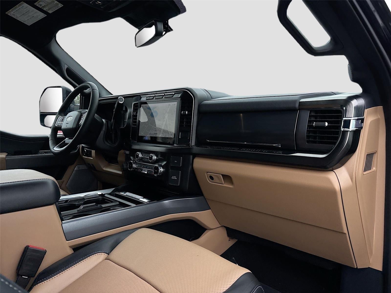 2024 Ford Super Duty F-450 DRW LARIAT