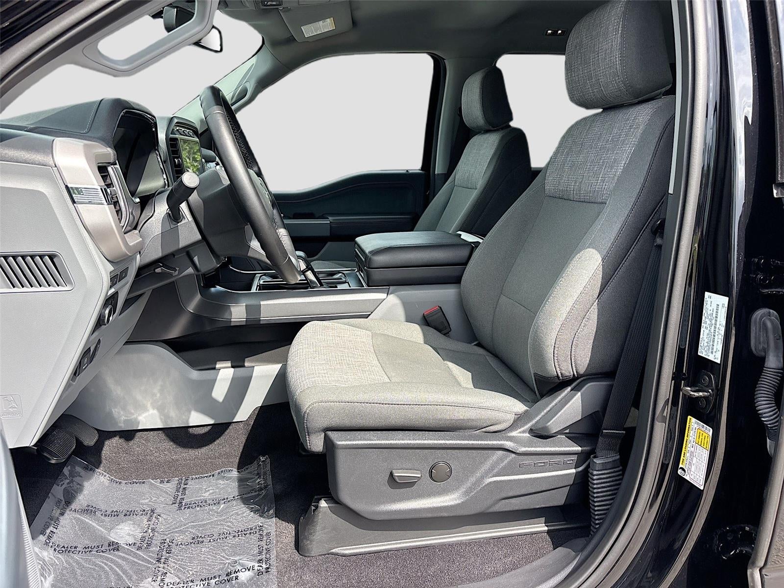 2023 Ford F-150 Lightning XLT