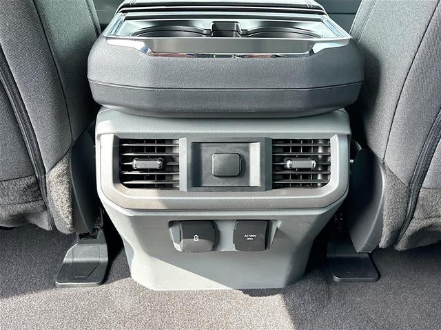 2023 Ford F-150 Lightning XLT