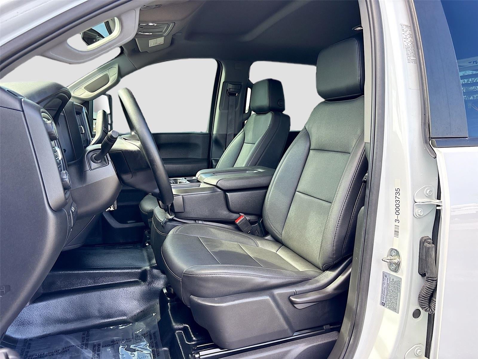 2023 Chevrolet Silverado 3500HD CC Work Truck