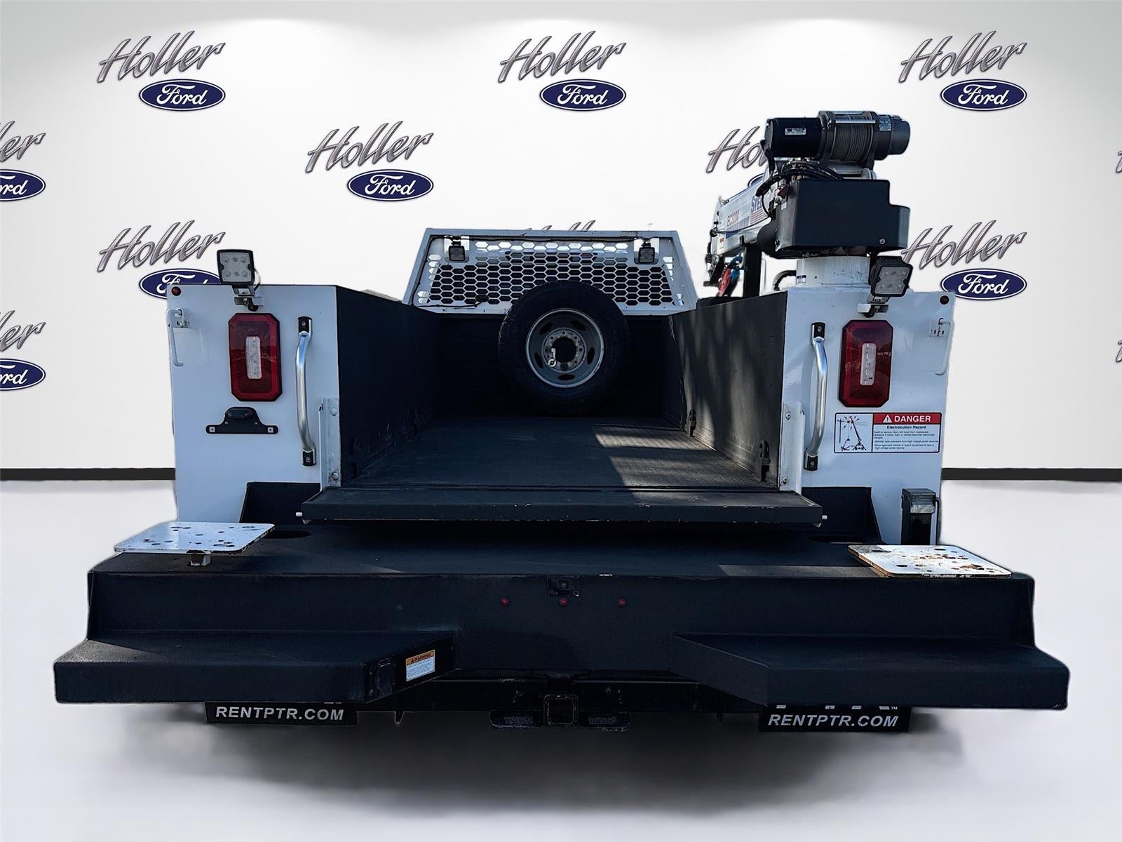 2023 Chevrolet Silverado 3500HD CC Work Truck