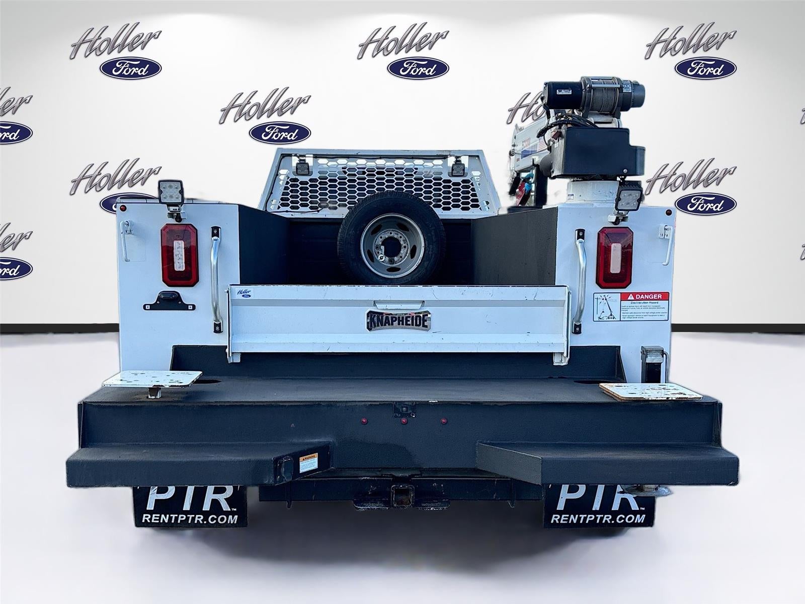 2023 Chevrolet Silverado 3500HD CC Work Truck