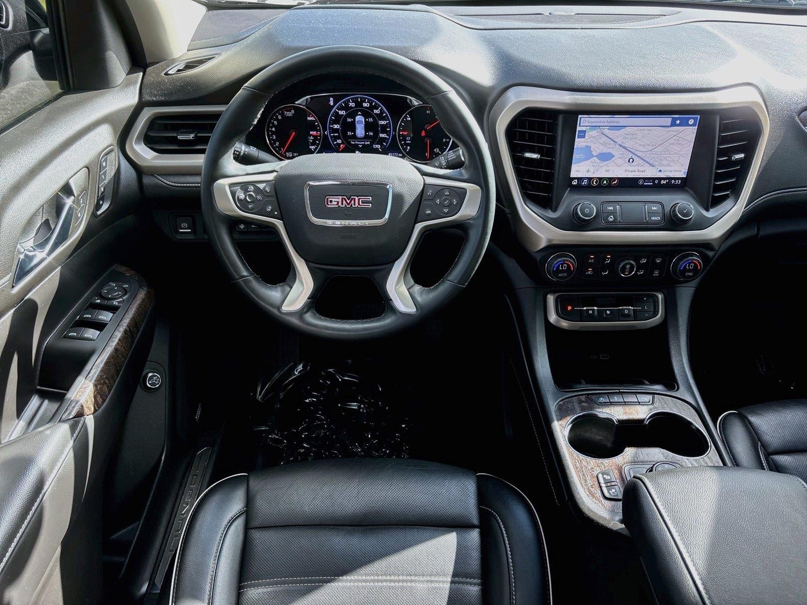 2023 GMC Acadia Denali