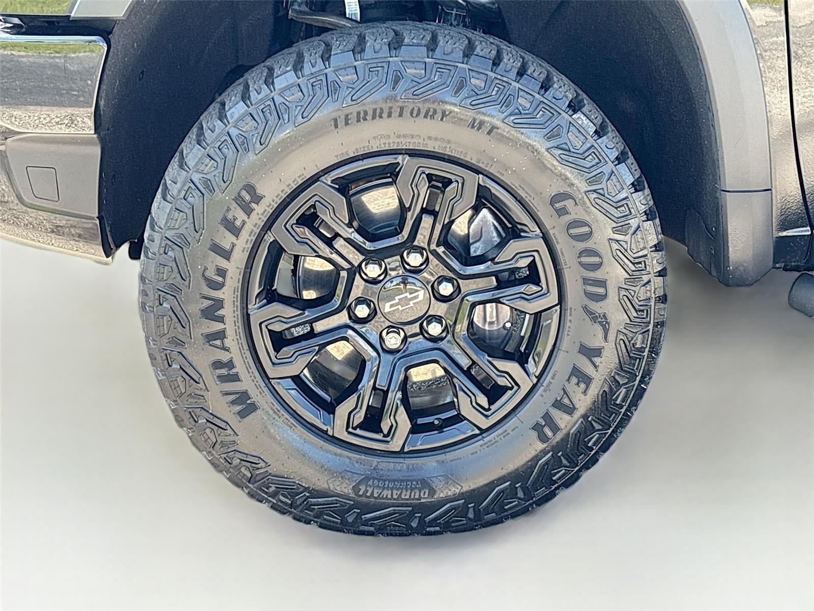 2025 Chevrolet Silverado 1500 ZR2