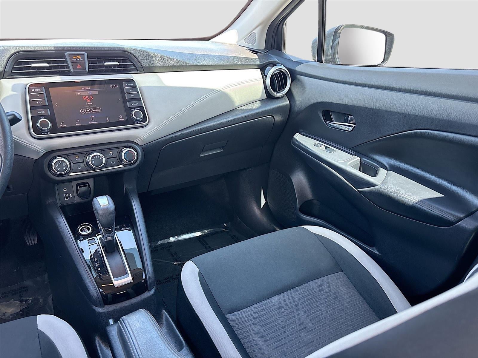 2020 Nissan Versa SV