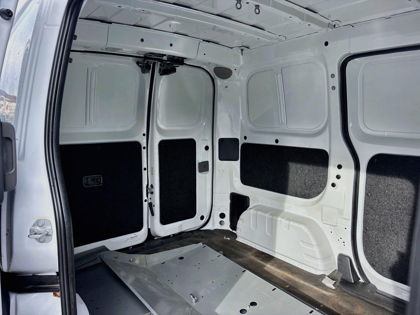 2015 Nissan NV200 SV