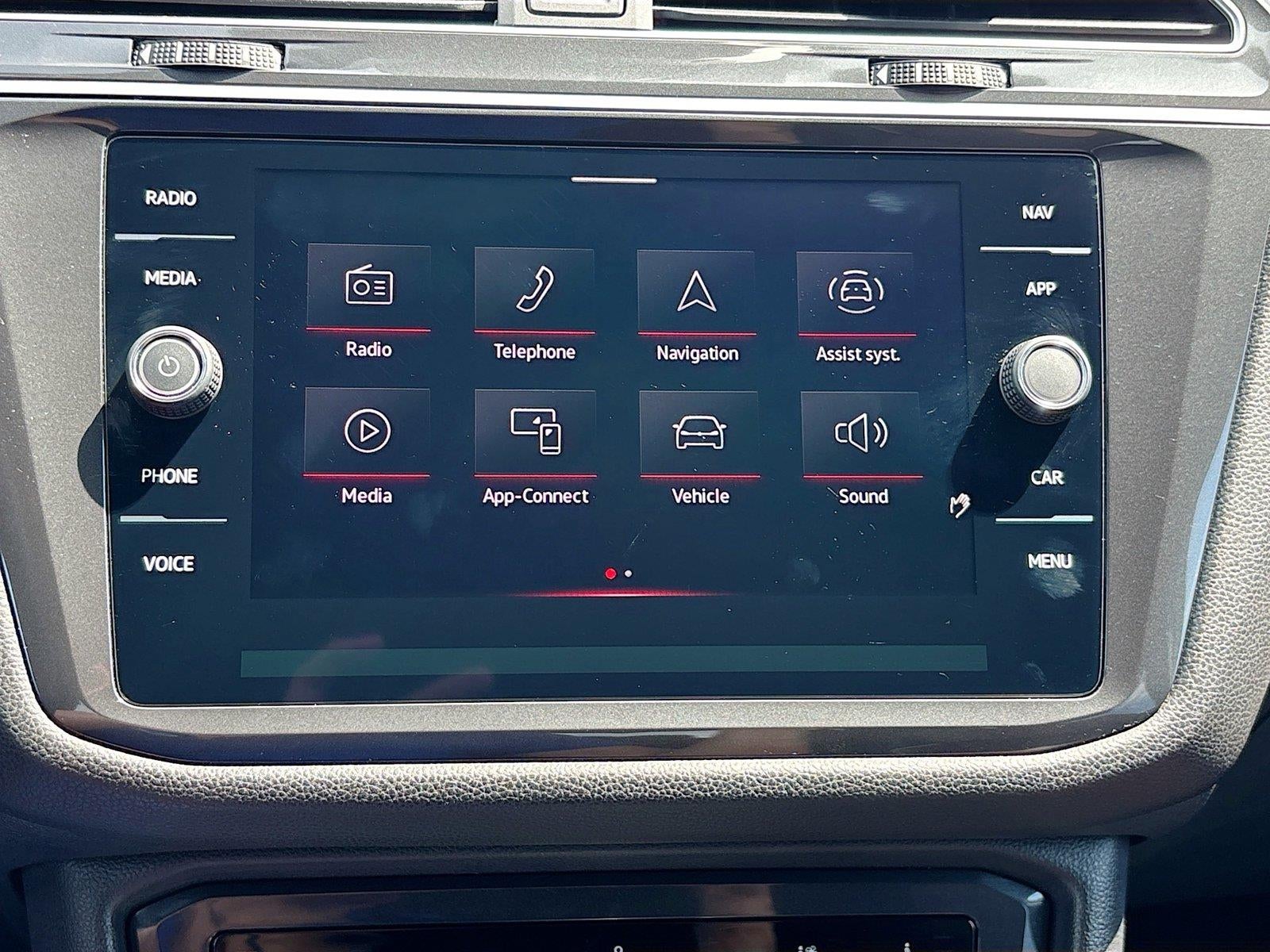 2024 Volkswagen Tiguan SEL R-Line