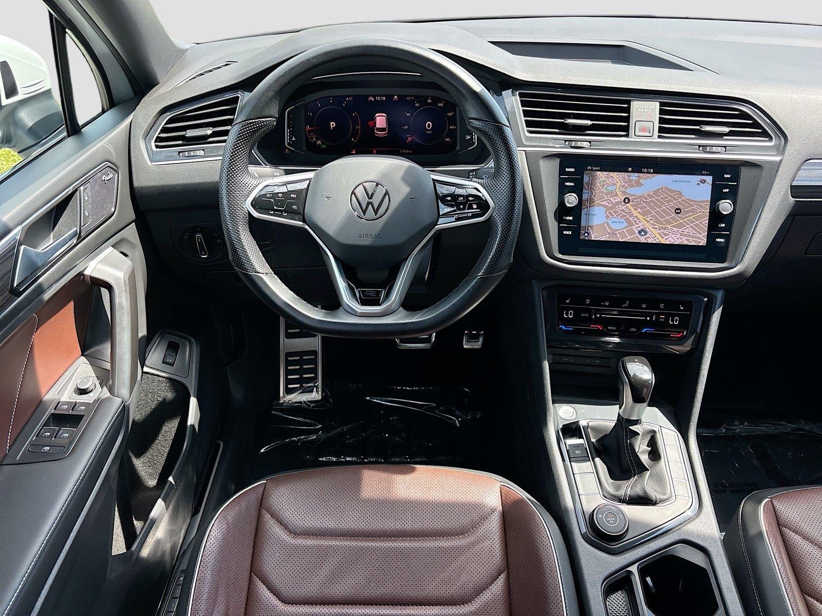2024 Volkswagen Tiguan SEL R-Line