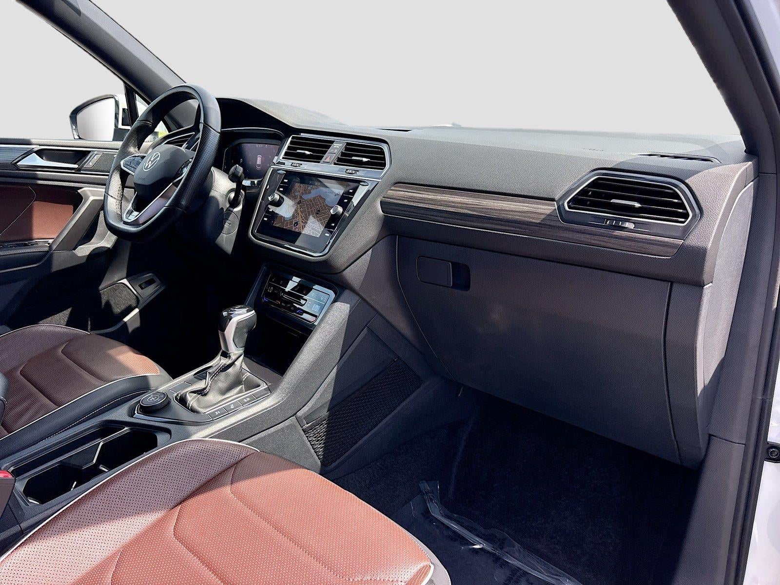 2024 Volkswagen Tiguan SEL R-Line