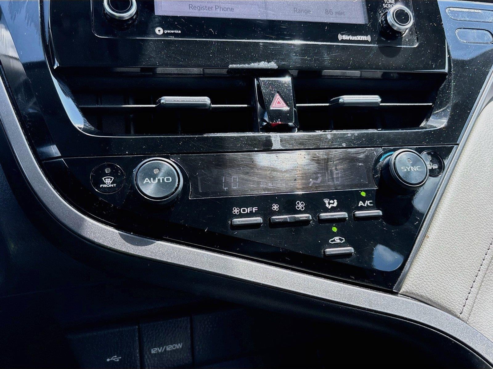 2022 Toyota Camry SE