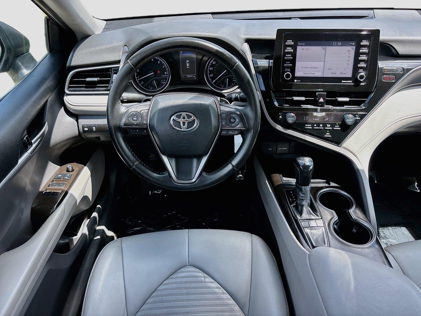 2022 Toyota Camry SE