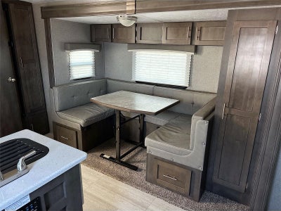 2020 ROCKWOOD TV Base