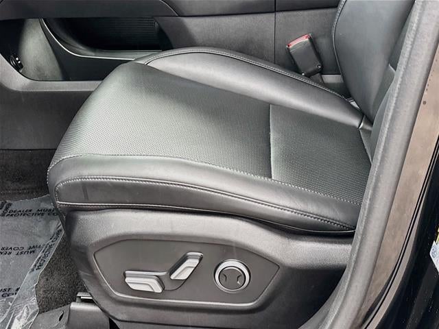2025 Hyundai SANTA FE HYBRID SEL
