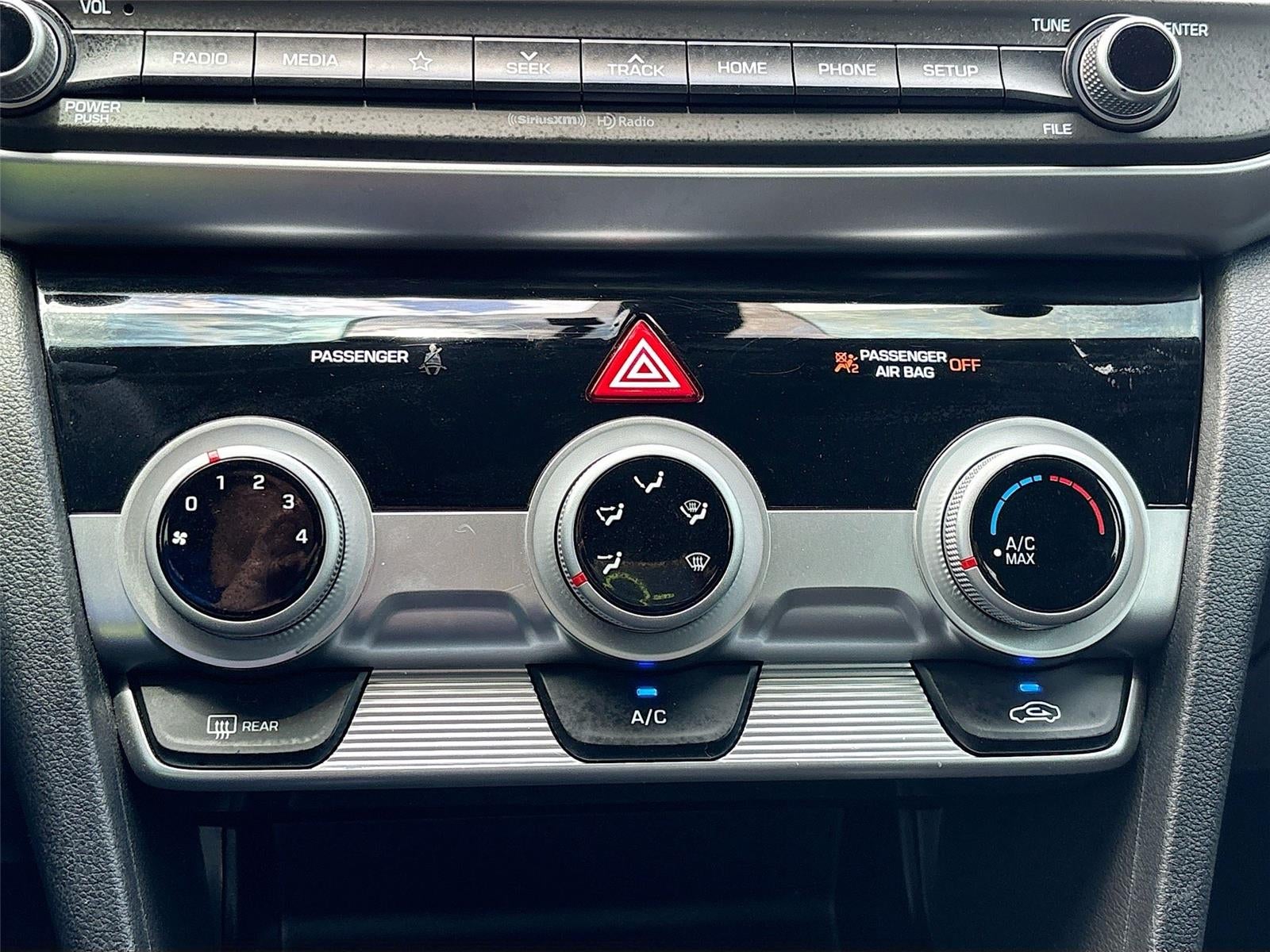 2019 Hyundai ELANTRA SEL