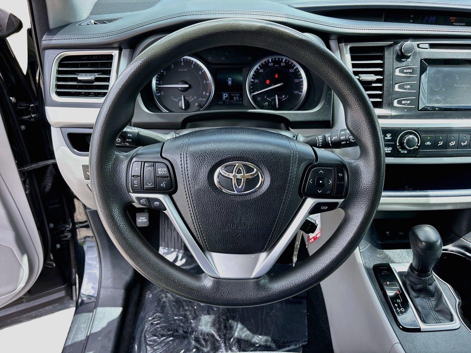 2015 Toyota Highlander LE