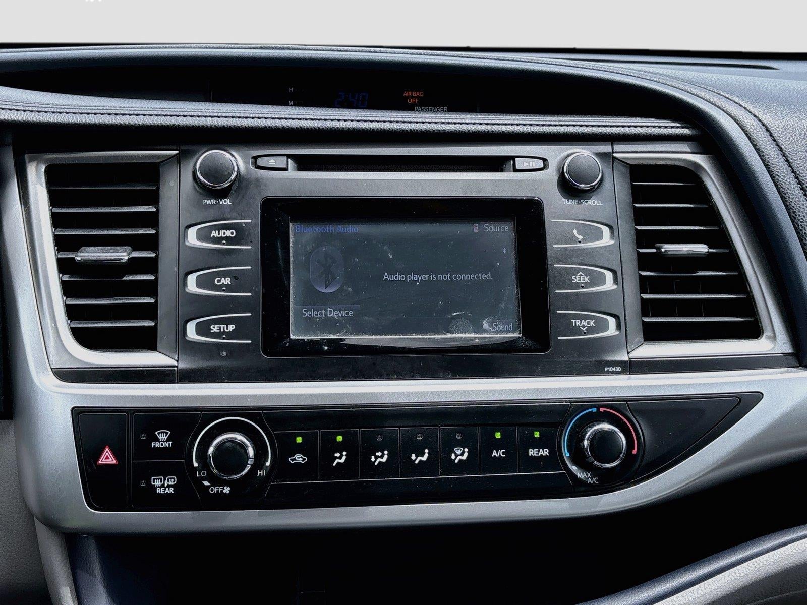 2015 Toyota Highlander LE