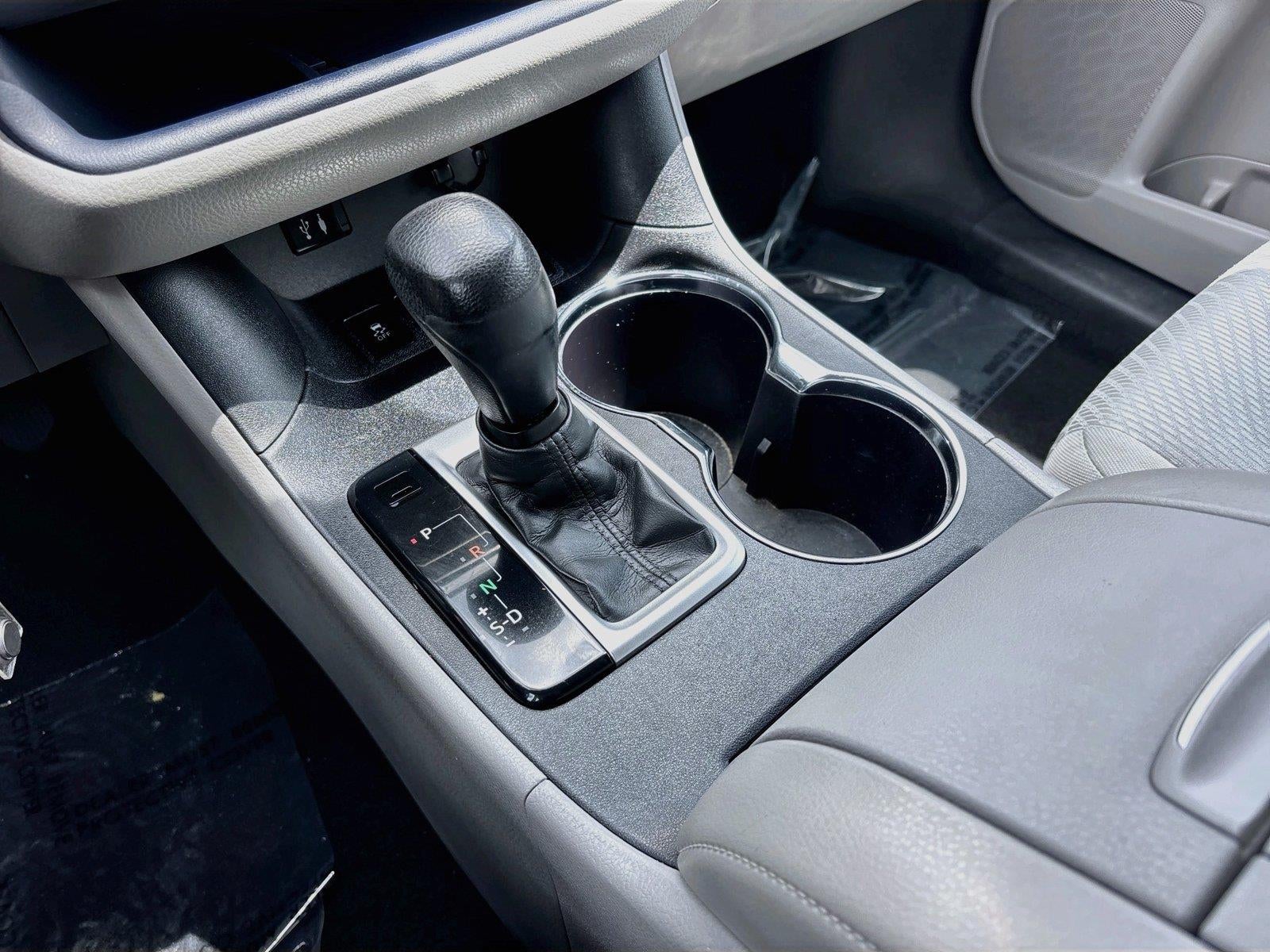 2015 Toyota Highlander LE