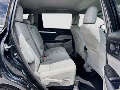 2015 Toyota Highlander LE