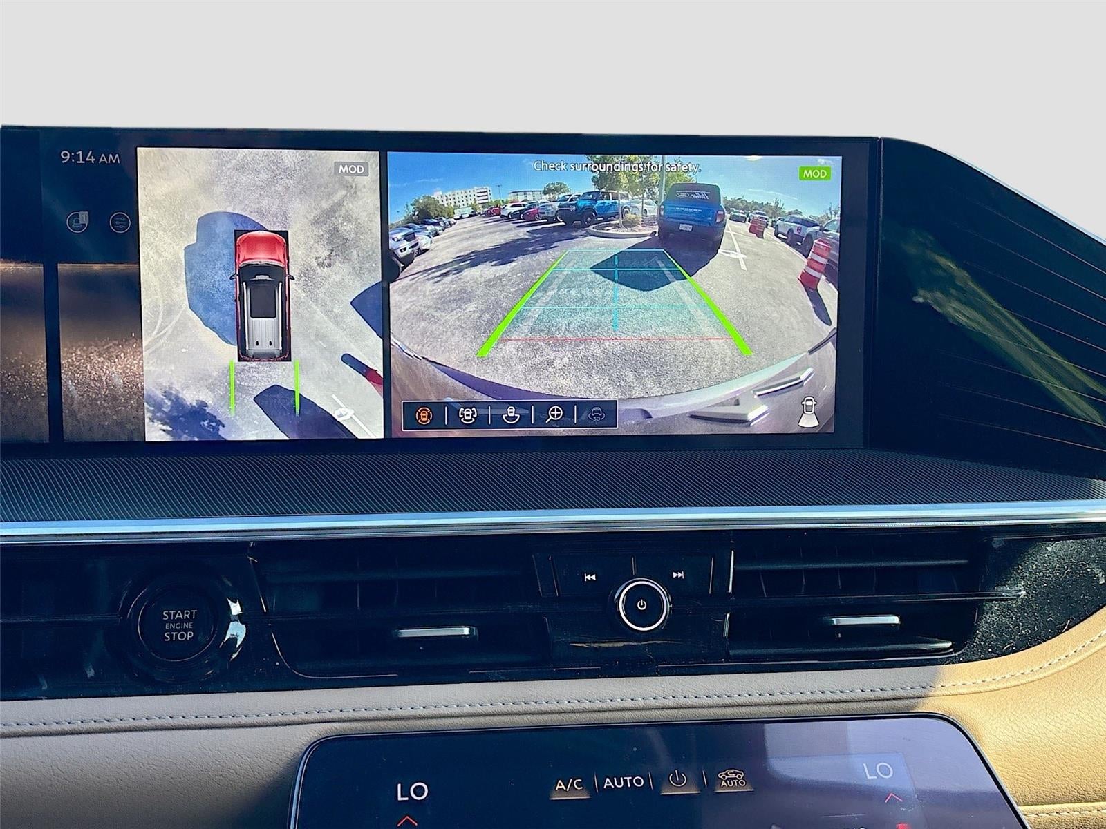 2025 INFINITI QX80 LUXE