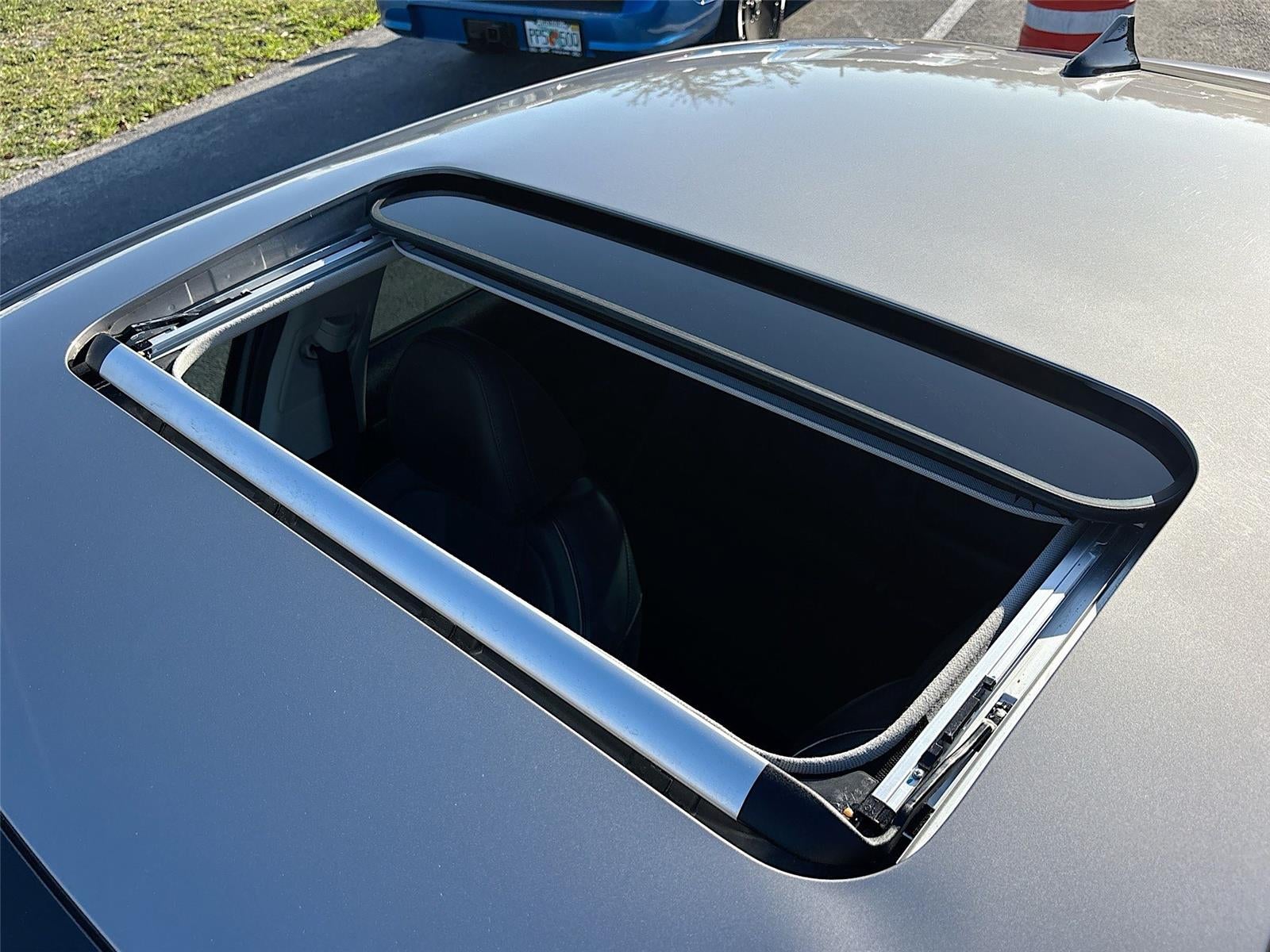 2022 Hyundai ELANTRA Limited