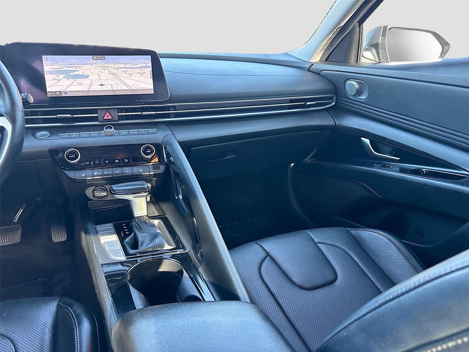 2022 Hyundai ELANTRA Limited